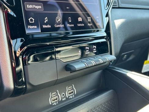 New 2026 RAM 1500 Laramie AWD/4WD image 41