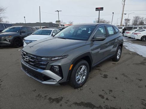 New 2026 Hyundai Tucson SE AWD/4WD image 2