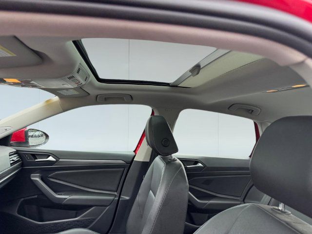 Used 2020 Volkswagen Jetta SEL FWD image 11