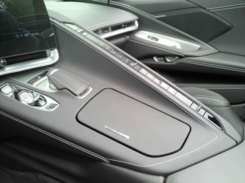 Certified 2023 Chevrolet Corvette Stingray Convertible w/ 1LT RWD image 20