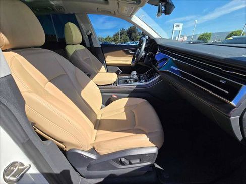 Certified 2023 Audi Q8 Premium w/ Convenience Package AWD/4WD image 11