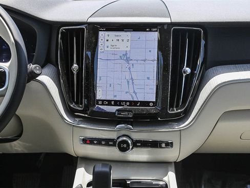 New 2025 Volvo XC60 T8 Plus w/ Protection Package Premier image 15