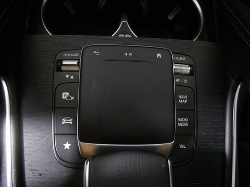 Used 2022 Mercedes-Benz GLE 350 4MATIC image 23