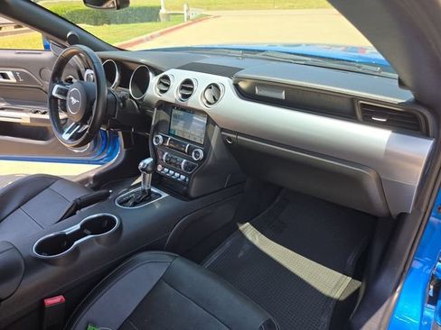 Used 2019 Ford Mustang GT Premium RWD image 25