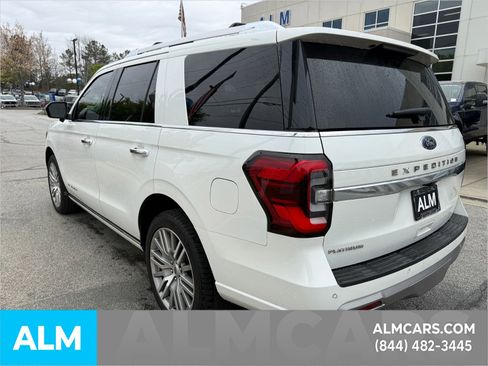Certified 2022 Ford Expedition Platinum image 10