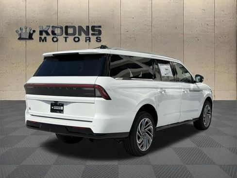 New 2026 Lincoln Navigator L Reserve AWD/4WD image 5