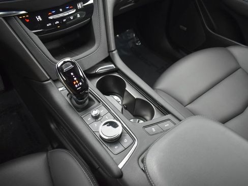 Used 2023 Cadillac XT5 Luxury image 20