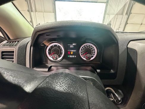 Used 2019 RAM 1500 Express w/ Wheel & Sound Group AWD/4WD image 21