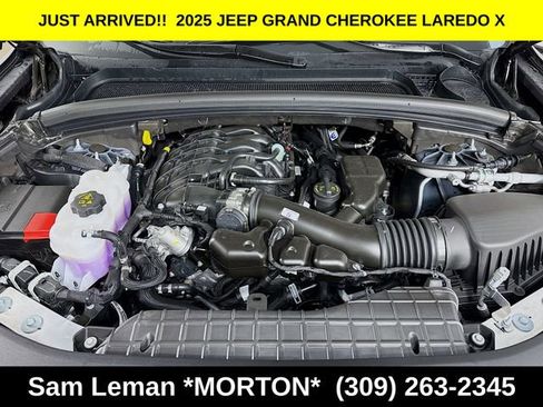 New 2025 Jeep Grand Cherokee Laredo X w/ Luxury Tech Group I image 29