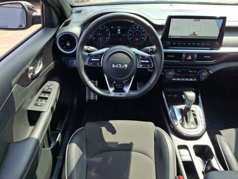 Used 2022 Kia Forte GT-Line w/ GT-Line Premium Package FWD image 11