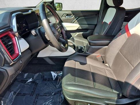 Used 2023 GMC Canyon AT4X w/ Edition 1 AWD/4WD image 15