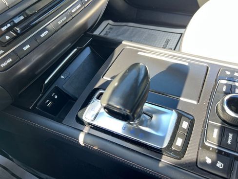 Used 2018 Genesis G80 3.3T Sport image 27