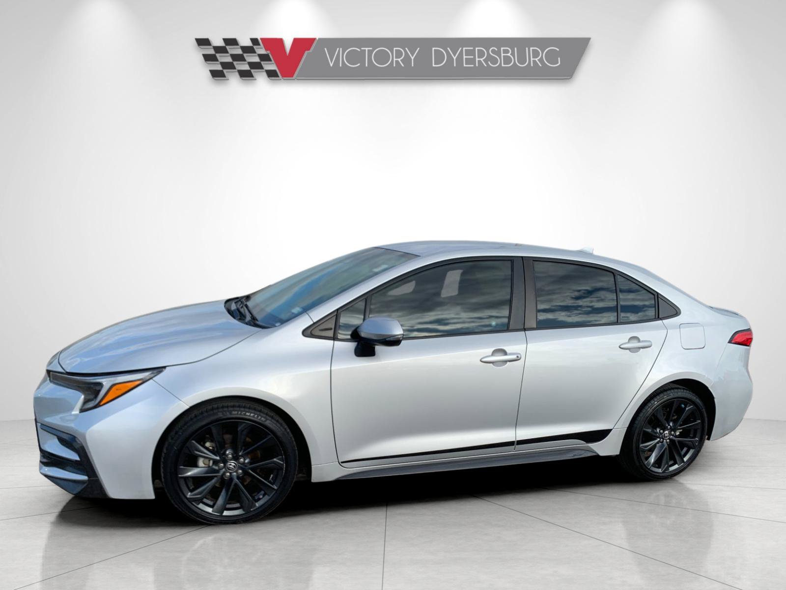 Used 2023 Toyota Corolla SE FWD image 8