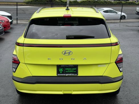 Used 2024 Hyundai Kona SEL image 6