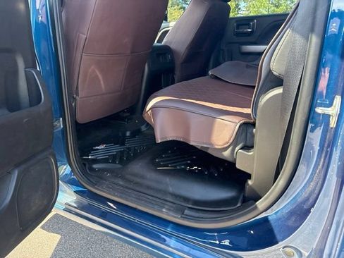 Used 2018 Chevrolet Silverado 1500 LT w/ True North Edition AWD/4WD image 6