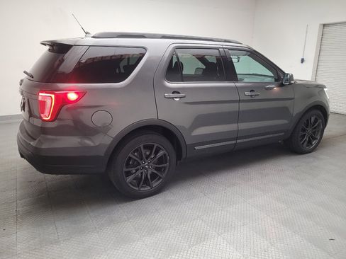 Used 2019 Ford Explorer XLT w/ Equipment Group 202A FWD image 10