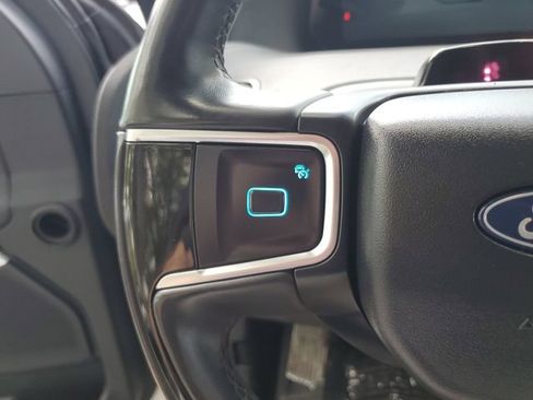 Used 2025 Ford Expedition Max Platinum AWD/4WD image 29
