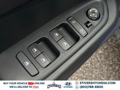 New 2026 Hyundai Venue SE image 21