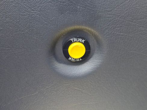 Used 1995 Chevrolet Monte Carlo Z34 image 39