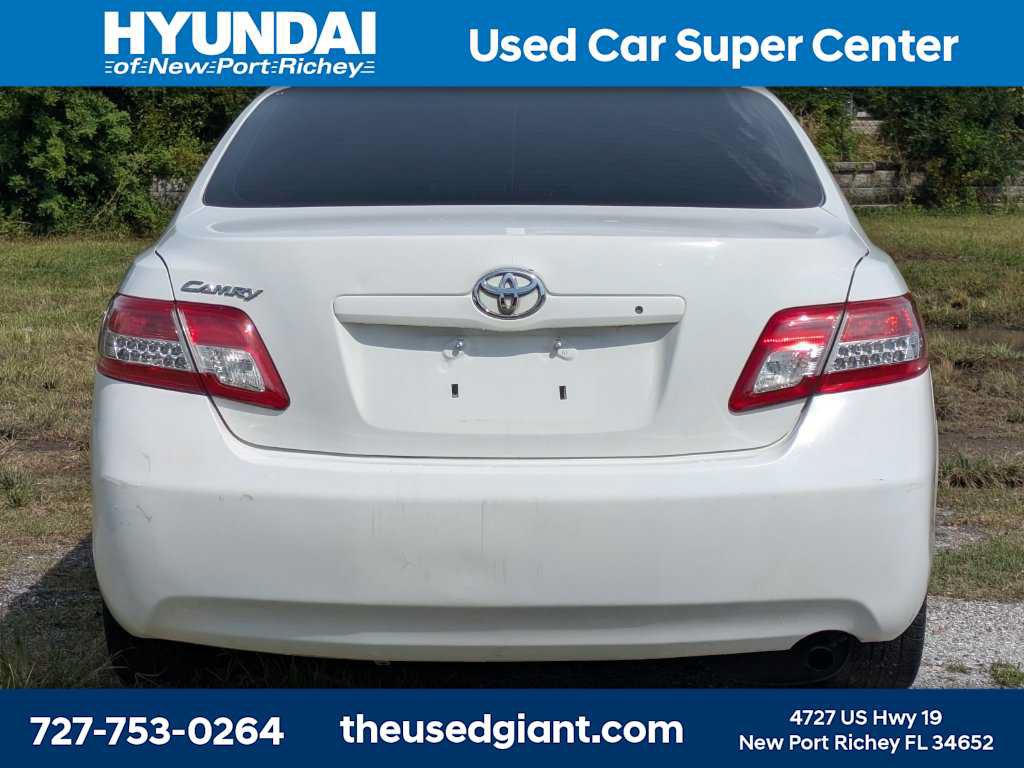 Used 2011 Toyota Camry FWD image 4