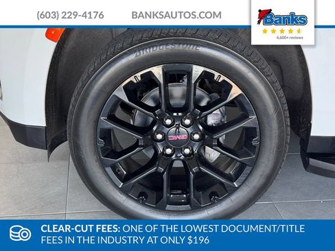 Used 2023 GMC Yukon XL Denali AWD/4WD image 4