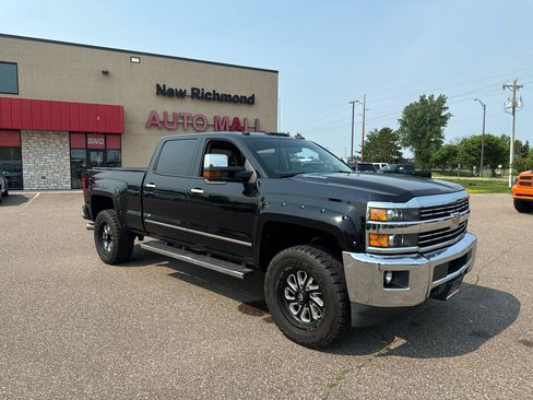 Used 2015 Chevrolet Silverado 2500 LTZ w/ Duramax Plus Package AWD/4WD image 7