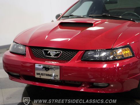 Used 2004 Ford Mustang GT RWD image 20