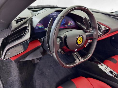 Used 2022 Ferrari SF90 Spider image 13