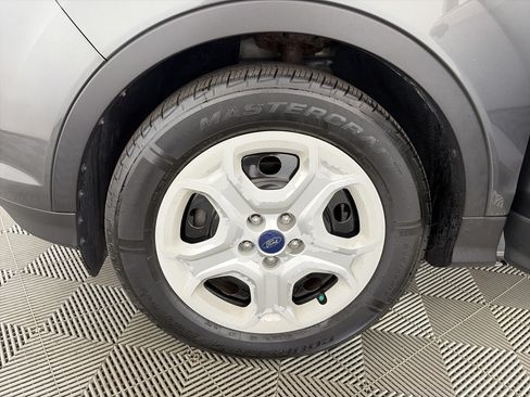 Used 2017 Ford Escape S FWD image 13