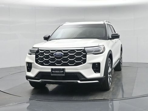 Certified 2025 Ford Explorer Platinum w/ Ultimate Package image 65