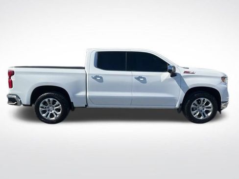 Certified 2025 Chevrolet Silverado 1500 LTZ AWD/4WD image 16