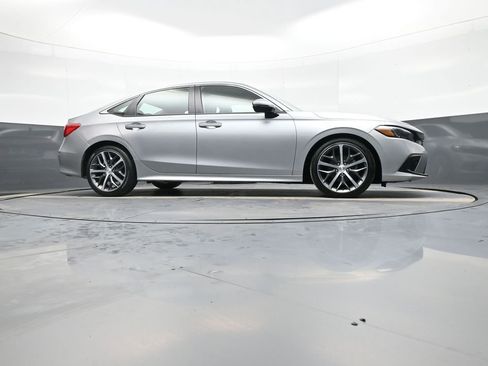 Certified 2023 Honda Civic Touring image 29