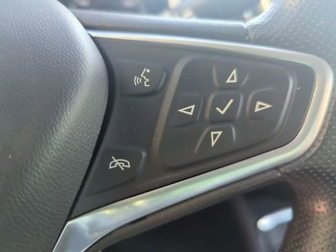 Used 2023 Chevrolet Malibu LT image 35