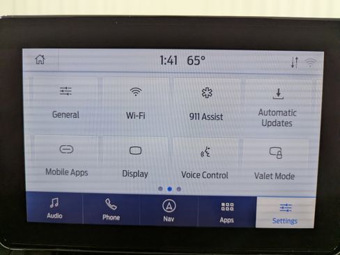 Used 2024 Ford Explorer XLT w/ Equipment Group 202A AWD/4WD image 30