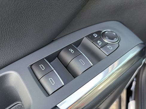 New 2026 Chevrolet Traverse High Country FWD image 15
