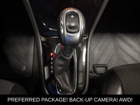 Used 2020 Buick Encore Preferred AWD/4WD image 22