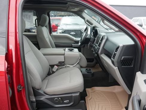 Used 2018 Ford F150 XLT w/ Equipment Group 302A Luxury AWD/4WD image 29