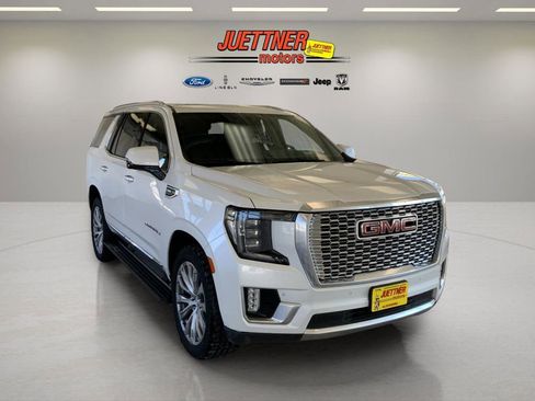 Used 2021 GMC Yukon Denali w/ Denali Premium Package AWD/4WD image 2