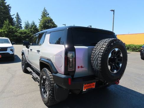 Used 2024 GMC Hummer EV 2X w/ Extreme Off-Road Package AWD/4WD image 5