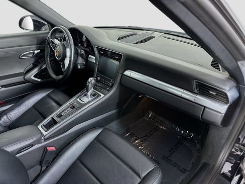Used 2018 Porsche 911 Carrera S RWD image 28