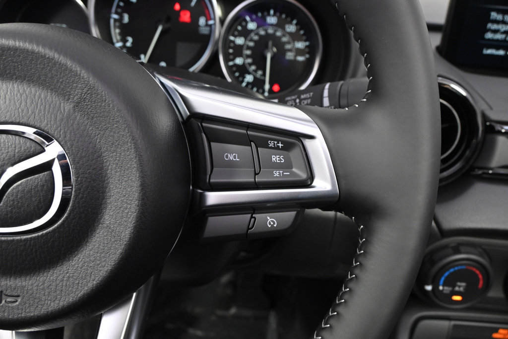 New 2026 MAZDA MX-5 Miata Club w/ Weather Package RWD image 36