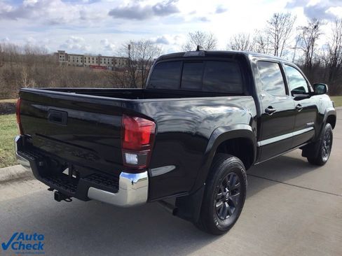 Used 2023 Toyota Tacoma SR5 image 4