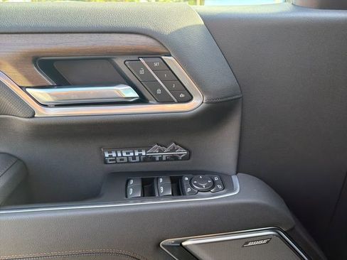 New 2026 Chevrolet Silverado 1500 High Country w/ Midnight Edition AWD/4WD image 27