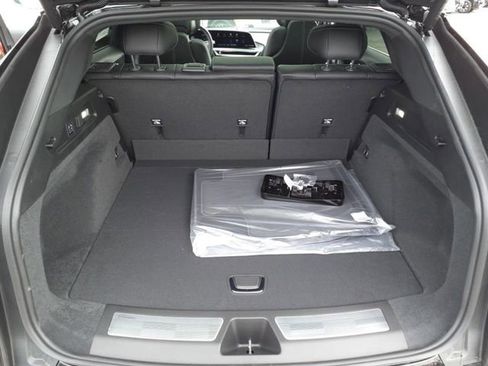 New 2025 Cadillac Lyriq Luxury image 26