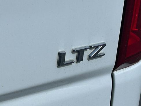 Used 2021 Chevrolet Silverado 3500 LTZ w/ Z71 Off-Road Package image 5