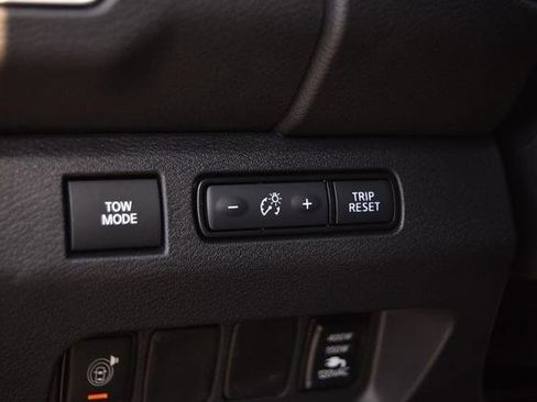 New 2026 Nissan Frontier SV image 12