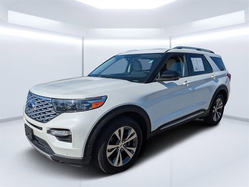 Used 2020 Ford Explorer Platinum w/ Premium Technology Package image 7