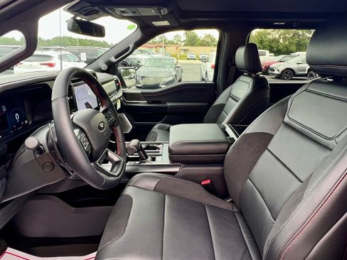 Used 2025 Ford F150 Raptor image 22