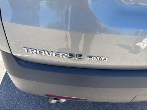 Used 2023 Chevrolet Traverse LT AWD/4WD image 25
