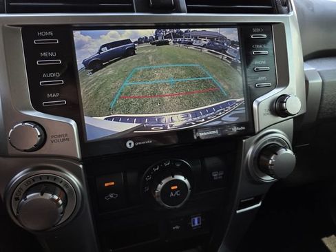 Used 2020 Toyota 4Runner SR5 Premium w/ Moonroof Package AWD/4WD image 11